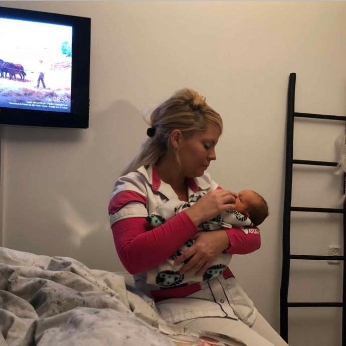 2019_Littletwinklekraamzorg-hoorn-baby_eve-foto